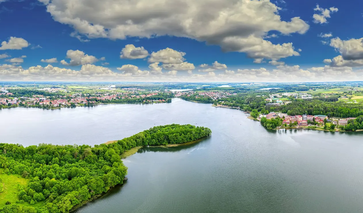 Mrągowo - panorama jeziora Czos